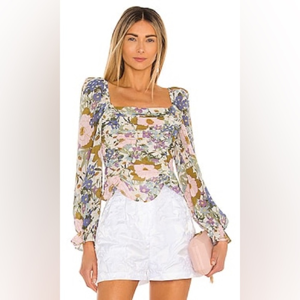 ASTR the label Tonina Top in Off White Retro Floral XS long sleeve spring